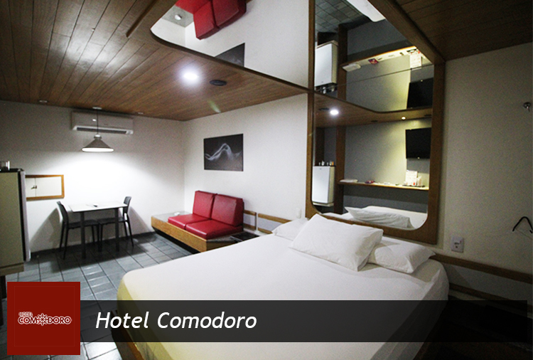 Suítes por R$ 79,20 no Hotel Comodoro. Aproveite as opções com hidro!